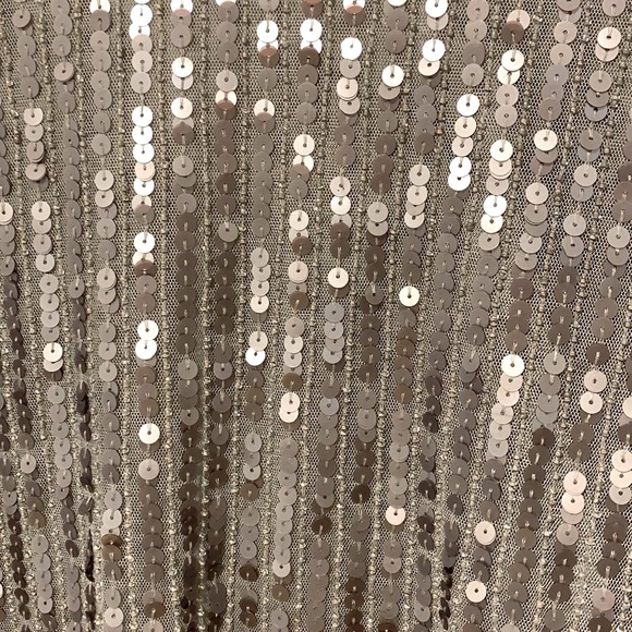 Vila Denmark - silver/gray sequin top - Picture 6 of 16